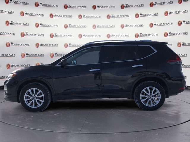  2020 Nissan Rogue SV / Heated seats / Back up cam in Cars & Trucks in Calgary - Image 2