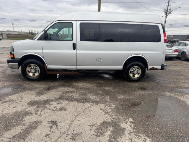 2014 Chevrolet Express Cargo Van 2500, 135", WHEELCHAIR ACCESSIB in Cars & Trucks in London - Image 2