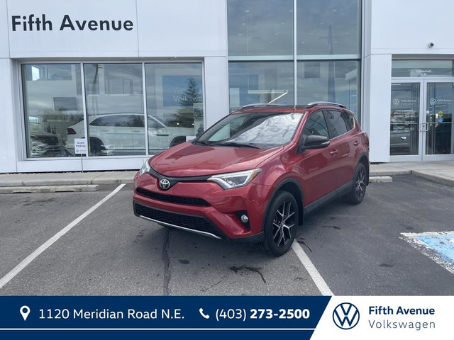 2017 Toyota RAV4 AWD 4dr SE for sale in Cars & Trucks in Calgary