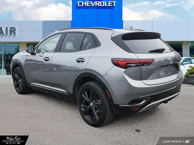 2022 Buick Envision Essence AWD,moonroof,safety alert seat,he... in Cars & Trucks in Ottawa - Image 4