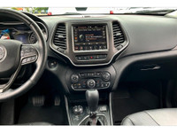 COME SEE WHY ''NOBODY BEATS A DEAL FROM PEEL!'' Your Source for ALL make and models used cars and tr... (image 5)