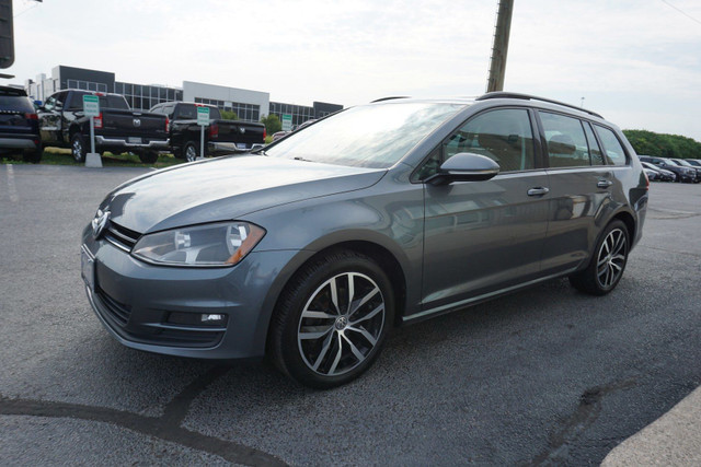 2017 Volkswagen Golf SportWagen in Cars & Trucks in Oakville / Halton Region - Image 3