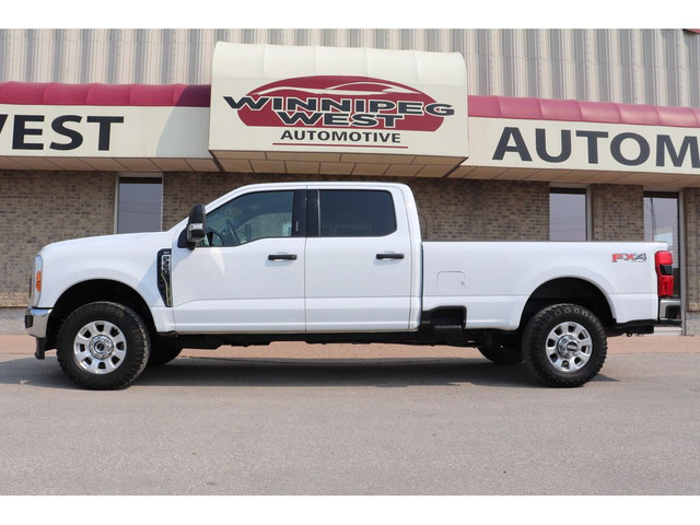 2023 Ford F-350 FX4 PREMIUM 7.3L V8 4X4, LOADED, HD GVW & 8FT BO in Cars & Trucks in Winnipeg - Image 2