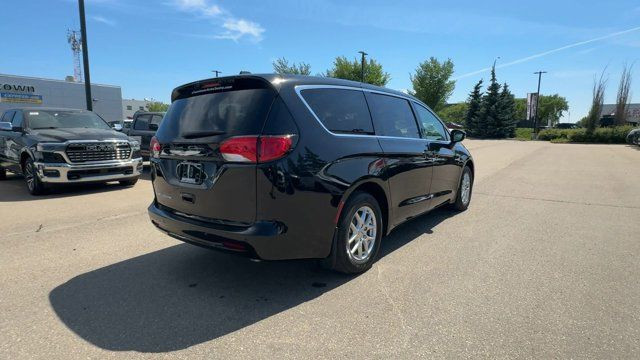 2024 Chrysler Grand Caravan SXT | Apple CarPlay | Android Auto in Cars & Trucks in Edmonton - Image 4