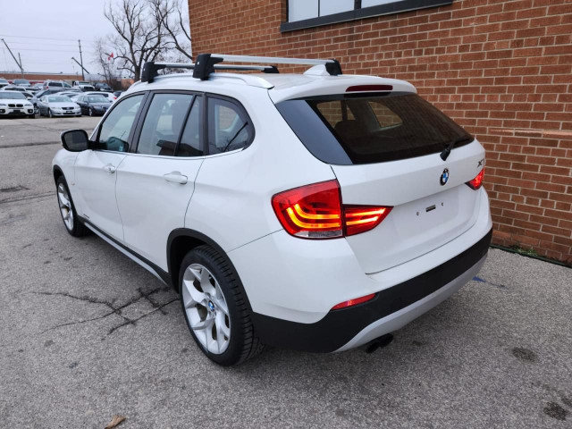 2012 BMW X1 Navigation, Pano Roof, AWD 4dr 28i in Cars & Trucks in Oakville / Halton Region - Image 4
