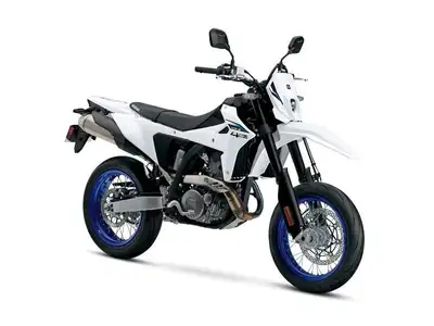 2025 Suzuki 2025 DR-Z4SM RESERVE PAR TELEPHONE EXCLUSIVE AT LAVAL MOTO DU 17 MARS AU 22 MARS 2025 CO...