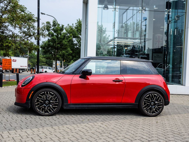 2025 MINI 3 Door S | CPO | Premier+ | Favoured Style | Clean Car in Cars & Trucks in City of Toronto - Image 3