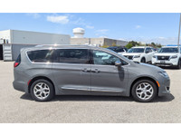 2020 Chrysler Pacifica Limited Leather | One Owner | Panoramic sunroof | 7 Seater Leather **MARKET V... (image 6)