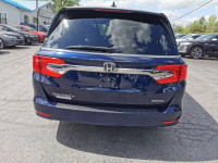 • Tinted_Windows • Power_Windows • Power_Seat • Power_Mirrors • Power_Locks • Power_Sunroof • Keyles... (image 5)