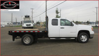 2009 GMC SIERRA 3500 HD DRW Crew Cab Flat deck truck - Crew Cab with Flat deck - 6.0L V8 Gas Automat... (image 4)