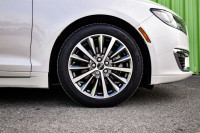 Low Mileage, Leather Seats, Heated Seats, Heated Steering Wheel, Navigation, Blind Spot Detection! 6... (image 6)