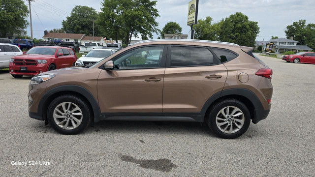 2016 Hyundai Tucson Premium in Cars & Trucks in London - Image 2