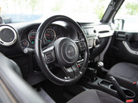 4x4, 3.6L V6, 6-Speed Manual, Winch, Fox Suspension, Steel Front Bumper, Side Steps, A/C, This 2 Doo... (image 2)