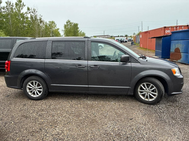 2020 Dodge Grand Caravan Premium Plus STOW N GO | LEATHER SEA... in Cars & Trucks in London - Image 3