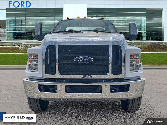 2025 Ford F750 Chassis Truck 120" CAB TO AXLE - 33,000 GVWR in Cars & Trucks in Mississauga / Peel Region - Image 2