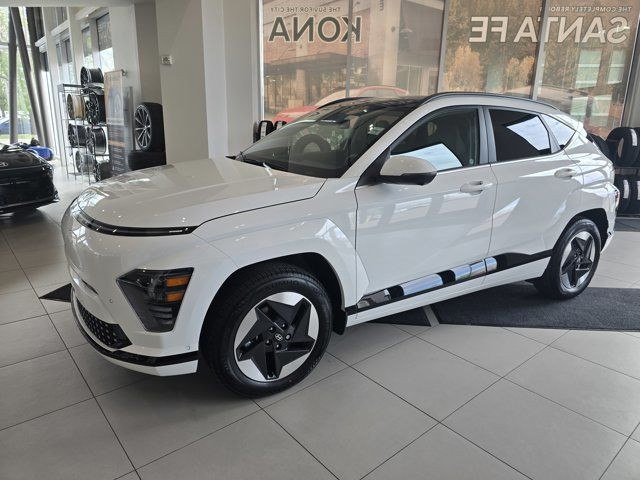 2025 Hyundai KONA ELECTRIC Preferred w/Ultimate Package Green in Cars & Trucks in Calgary