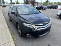 PRIX ET QUALITÉ IMBATTABLE venez découvrir notre TOYOTA VENZA 2015 LIMITED BAS KM CUIR TOIT PANO CAM... (image 1)