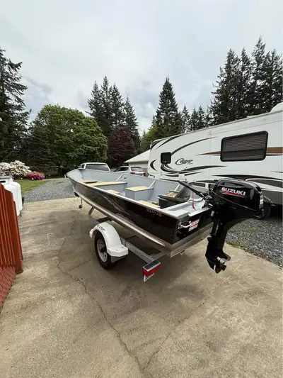 APPLY NOW: https://www.ridecollective.ca/get-pre-approved The 2019 Grand Island 2485 is a 24-foot (7...