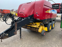 2009 NEW HOLLAND BB906 BIG SQUARE BALER