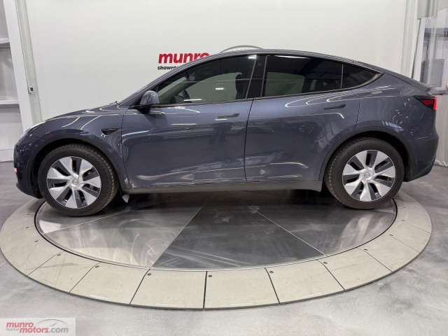 2023 Tesla Model Y in Cars & Trucks in Brantford - Image 4
