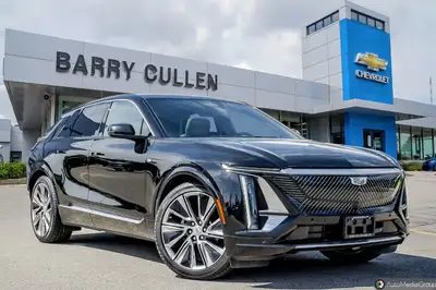 ACCIDENT FREE LUXURY LEVEL 3 AWD! This full electric Lyriq is a single family owned Ontario vehicle....