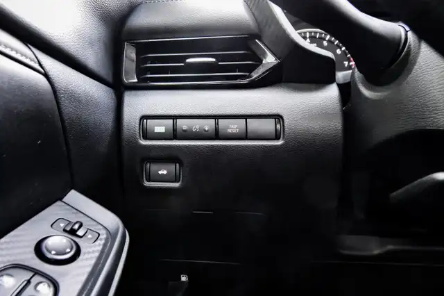 2023 Nissan Sentra SV • REMOTE START • HEATED SEATS • REAR CAM in Cars & Trucks in Kingston - Image 11