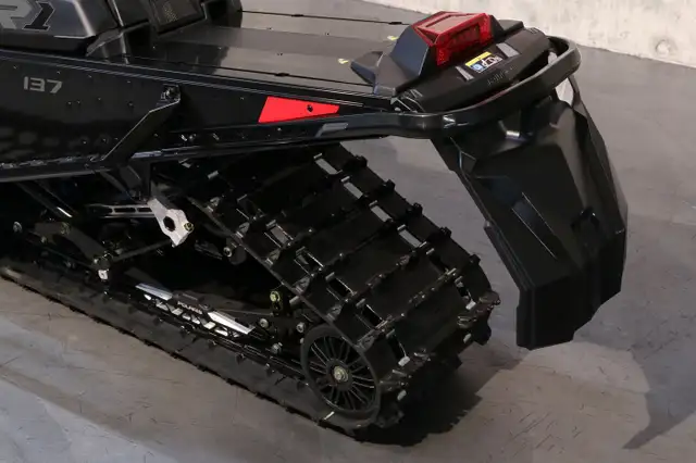 2024 Polaris 850 INDY VR1 137 ES SNOWCHECK in Snowmobiles in Laurentides - Image 10