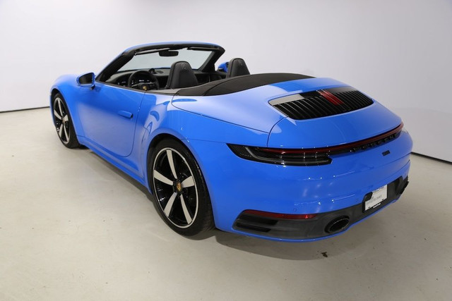 2022 Porsche 911 Carrera Cabriolet in Cars & Trucks in City of Montréal - Image 4