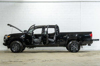 Francais: * Moteur : V6 de 3,5 L Engine: Moteur V6 3.5L L/100Km City: 13.0 L/100Km Hwy: 10.5 Safety... (image 4)