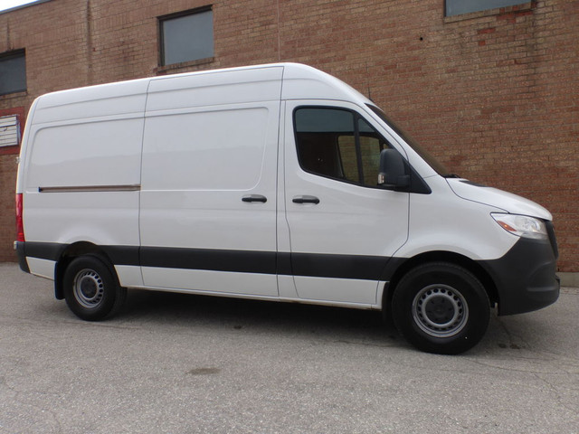  2020 Mercedes-Benz Sprinter 144\" - HIGH ROOF - 3.0L DIESEL in Cars & Trucks in City of Toronto - Image 4