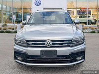 This Volkswagen Tiguan boasts a Intercooled Turbo Regular Unleaded I-4 2.0 L/121 engine powering thi... (image 7)