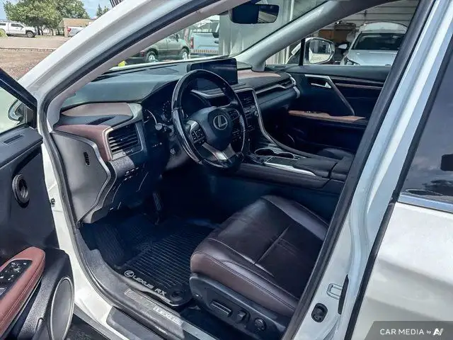 2022 Lexus RX RX 350L in Cars & Trucks in Saskatoon - Image 18