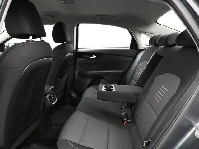 2021 Kia Forte EX Apple Carplay/Android Auto, Heated Seats, Keyl in Cars & Trucks in Dartmouth - Image 17