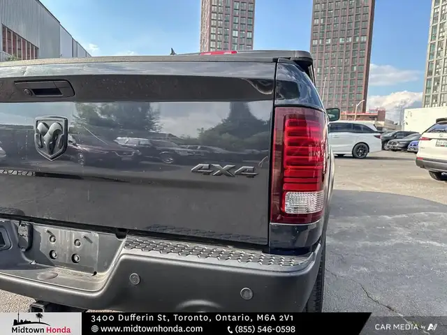 2021 RAM 1500 Classic SLT *WELL MAINTAINED*NO ACCIDENTS*BLUET... in Cars & Trucks in City of Toronto - Image 16