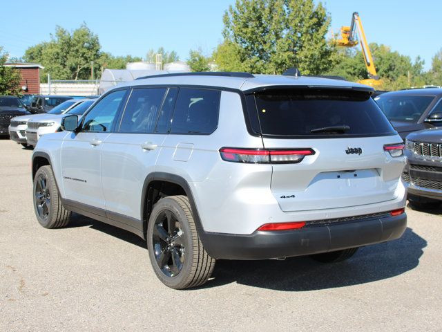 2025 Jeep Grand Cherokee L Altitude 4x4, Sunroof in Cars & Trucks in Calgary - Image 3