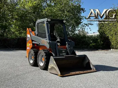 2017 Gehl R105 Skid Steer 35 hp Rated capacity: 1050 lbs Operating mass: 4,000 lbs $26,820 + $995 Pr...