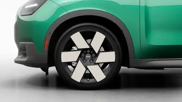 2025 MINI Countryman Cooper S in Cars & Trucks in Laval / North Shore - Image 8