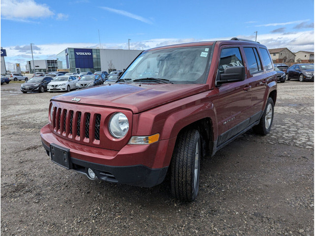  2016 Jeep Patriot 4WD NORTH in Cars & Trucks in London - Image 2