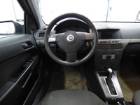 Automatique à 4 vitesses, 178,000 km (certifié), Édition "XE", Jamais accidenté (rapport historique... (image 8)