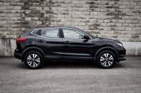 This 2018 Nissan Qashqai is for sale today. This SUV has 112,470 kms. It's black in colour and is co... (image 1)