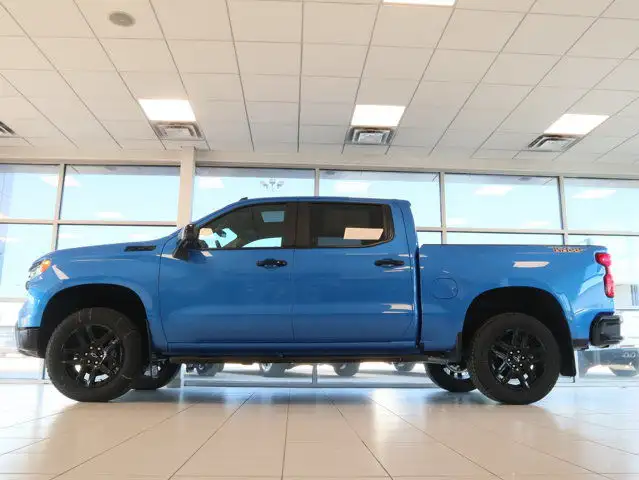 2025 Chevrolet Silverado 1500 LT Trail Boss in Cars & Trucks in Lloydminster - Image 6