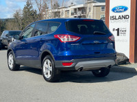 This 2014 Ford Escape SE has a Deep Impact Blue exterior and Charcoal seats with seating for 5. Equi... (image 3)