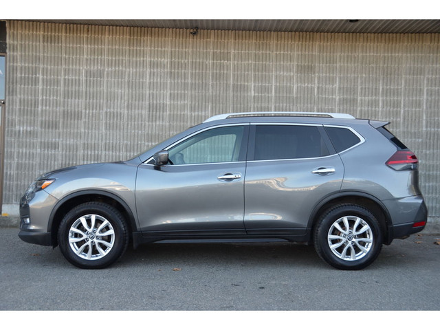 2018 Nissan Rogue AWD SV/Bluetooth/Navigation/Back-up Camera in Cars & Trucks in Burnaby/New Westminster - Image 3