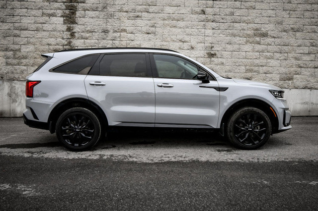 2022 Kia Sorento EX • SUNROOF • POWER LIFTGATE • CP/AA • HEATED  in Cars & Trucks in Kingston - Image 2