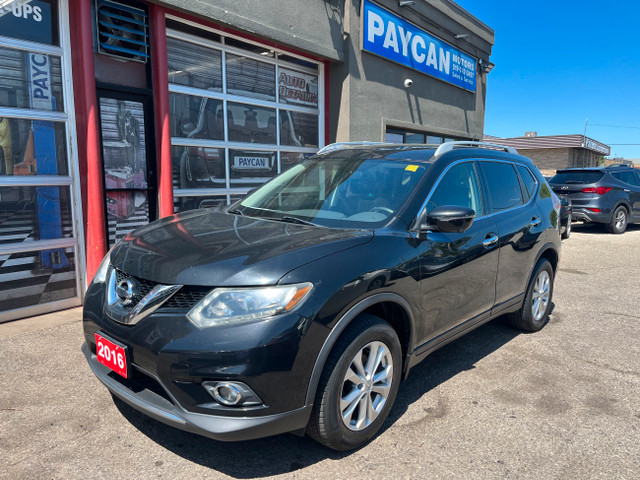 2016 Nissan Rogue SV in Cars & Trucks in Kitchener / Waterloo