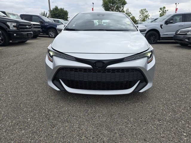 2019 Toyota Corolla Hatchback SE | HEATED SEATS | LANE KEEP in Cars & Trucks in Calgary - Image 2