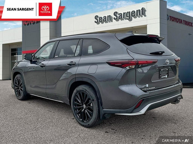 2024 Toyota Highlander XSE AWD for sale in Cars & Trucks in Grande Prairie - Image 4