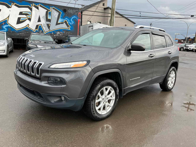 2015 Jeep Cherokee 4X4 NORTH * BIEN ÉQUIPÉ * in Cars & Trucks in Laval / North Shore