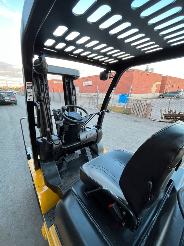 2018 YALE 6000lbs Cap OUTDOOR FORKLIFT CERTIFIED 3 stage side-sh in Heavy Equipment in Mississauga / Peel Region - Image 3