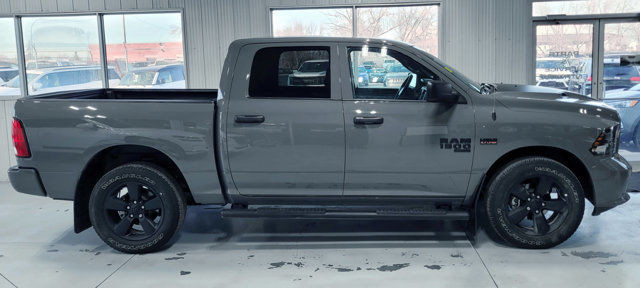 2022 Ram 1500 Classic Express 4X4 | HEATED SEATS | SIRIUSXM in Cars & Trucks in Regina - Image 3